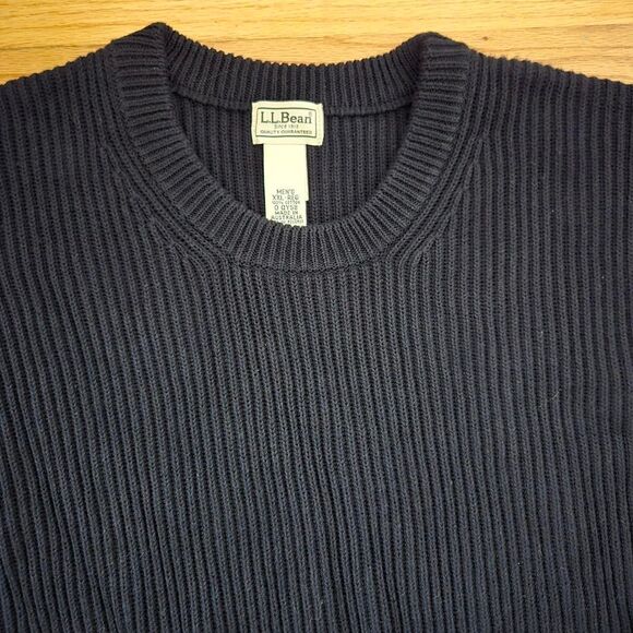 L.L. Bean Black Knit Sweater Breathable Classic - Picture 2 of 4